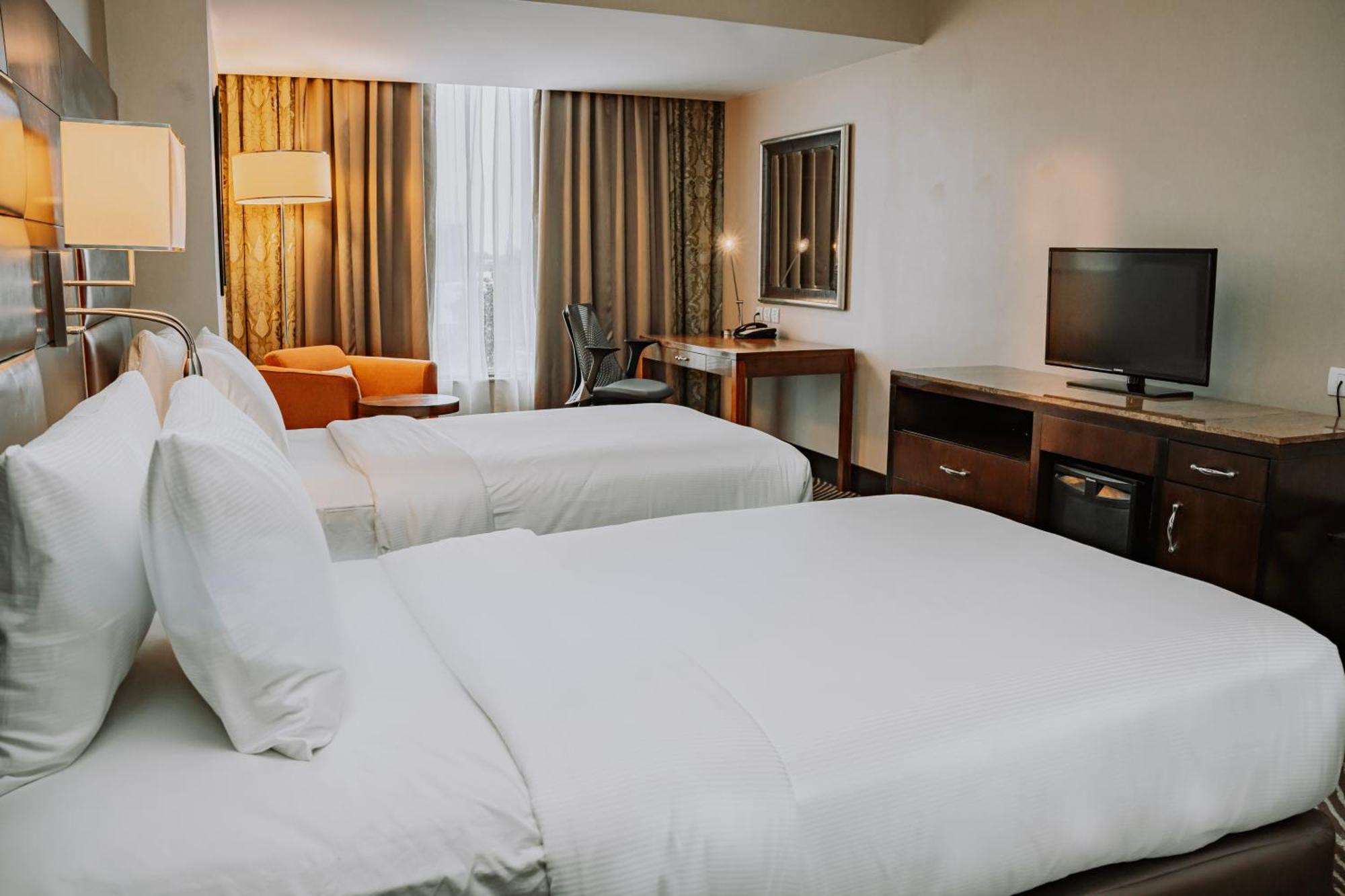 Hilton Garden Inn, Trivandrum Thiruvananthapuram Exterior photo