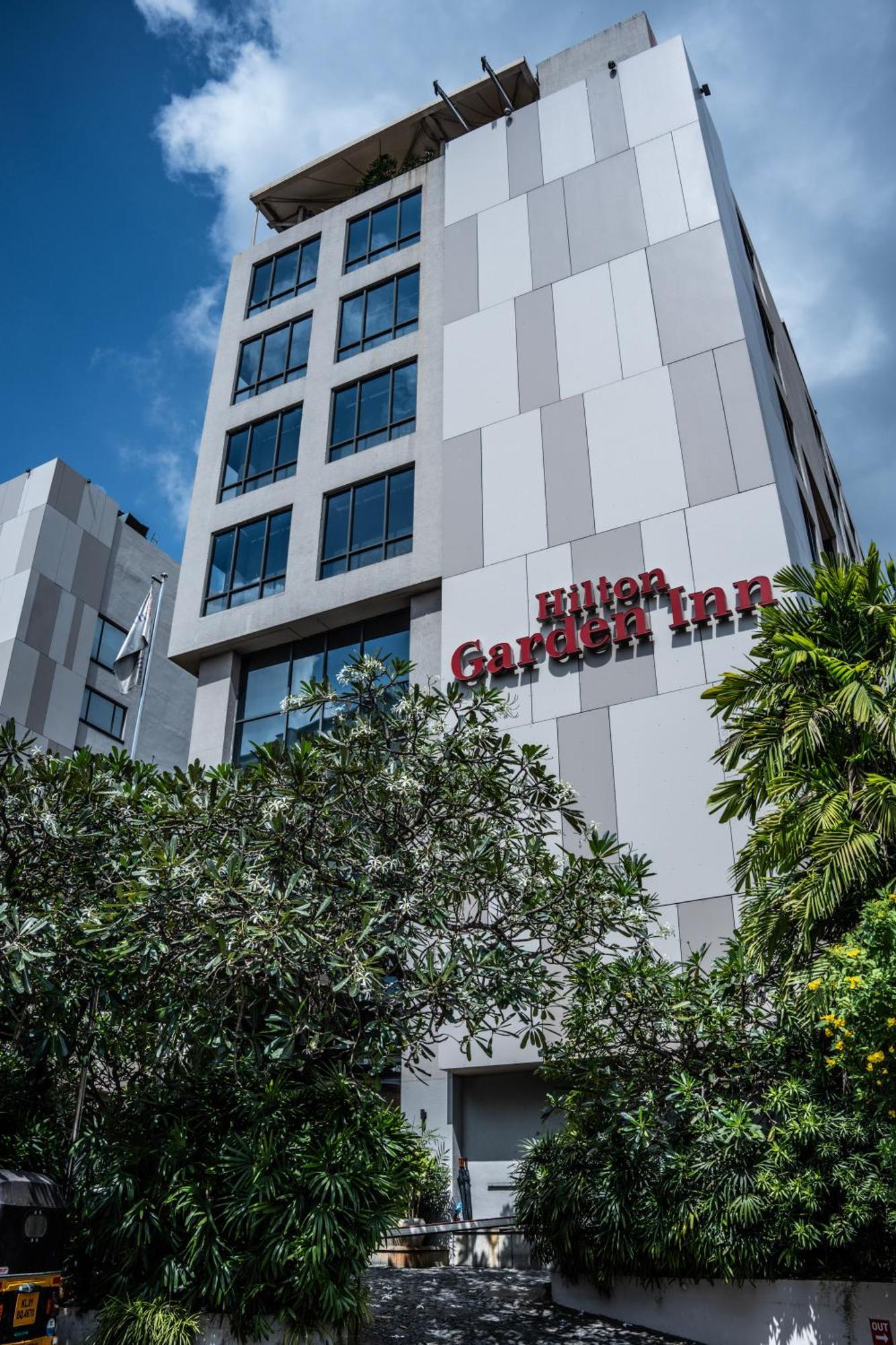 Hilton Garden Inn, Trivandrum Thiruvananthapuram Exterior photo